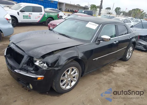 2008 Chrysler 300C Hemi z USA, uszkodzony, nr VIN 2C3LA63H48H108163